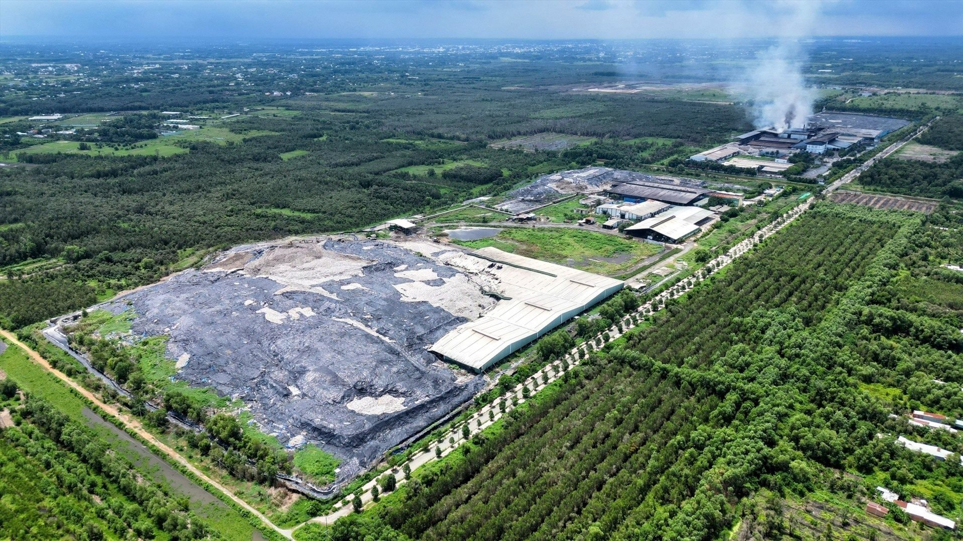 TP.HCM đẩy mạnh chuyển đổi công nghệ xử lý rác sang đốt phát điện